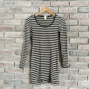 H&M tee dress